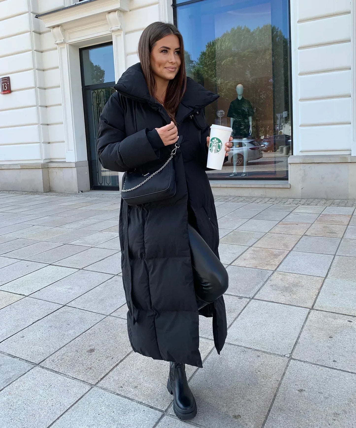 LuxeFrost – Lange Pufferjas met Taille